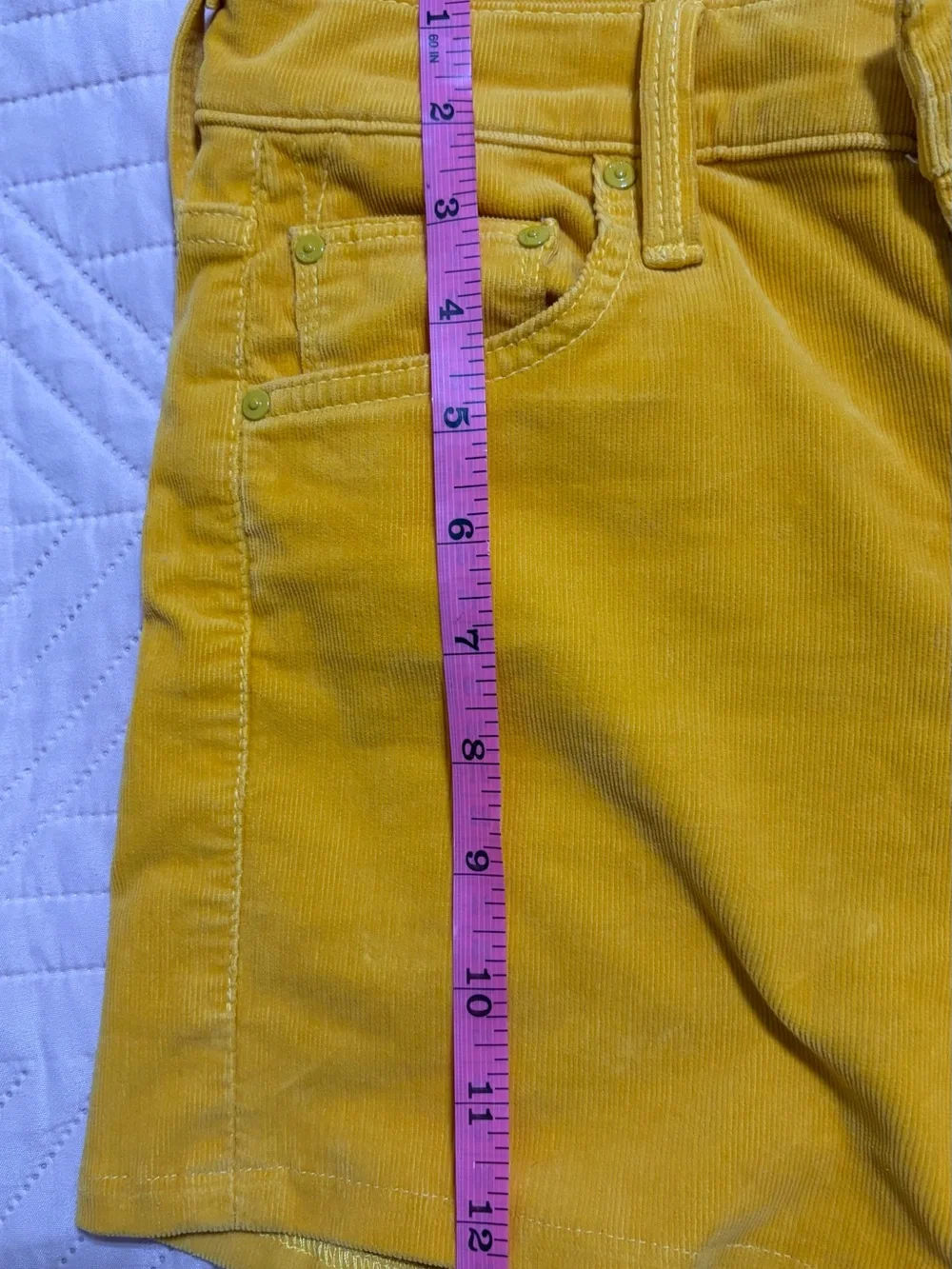 MOTHER Shorts in Mustard